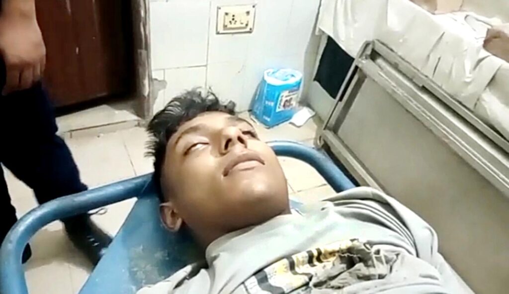 খুলনার সোনাডাঙ্গায় বাসের ধাক্কায় মোটরসাইকেল চালক নিহত 7 14 7