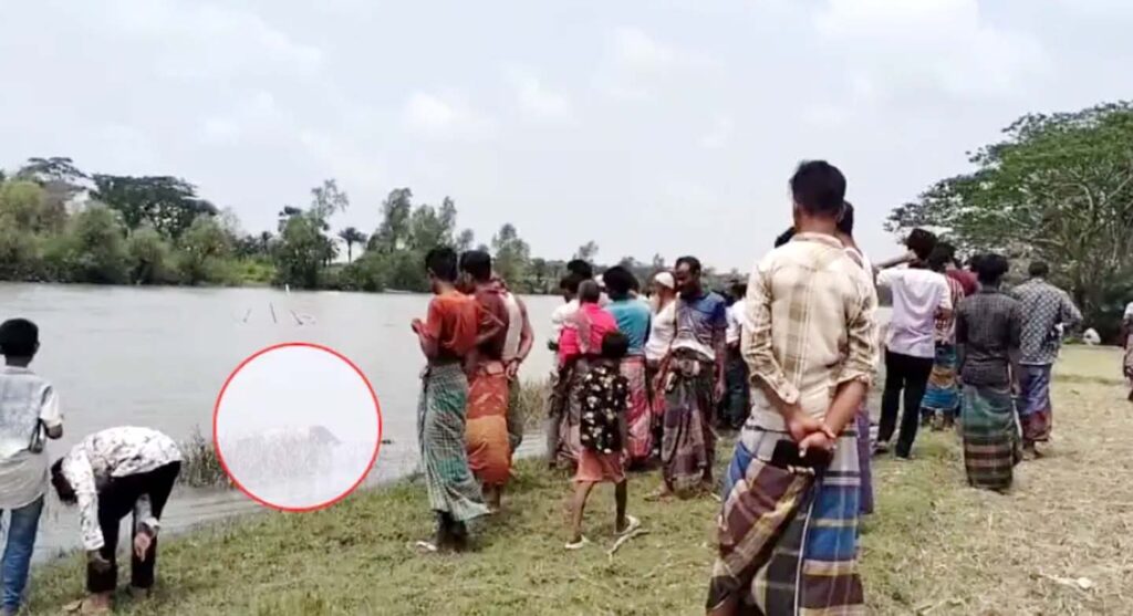 পটুয়াখালীর কলাপাড়ায় নদী থেকে অজ্ঞাত যুবকের মরদেহ উদ্ধার 8 3