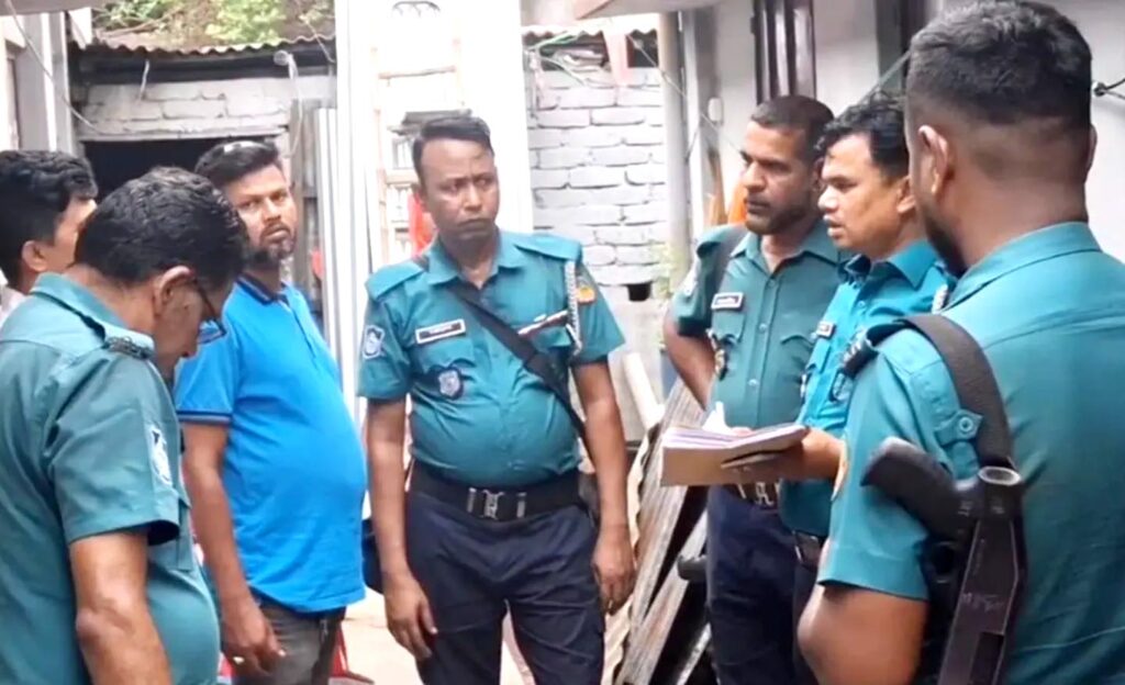 গাজীপুরে চোর সন্দেহে দিনমজুরকে পিটিয়ে হত্যা 6 5 11