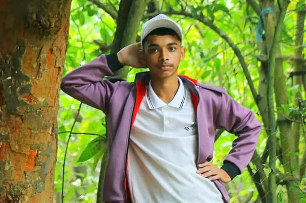 মেঘনায় নিখোঁজের ৪০ ঘণ্টা পর কিশোরের মরদেহ উদ্ধার 5 4 23